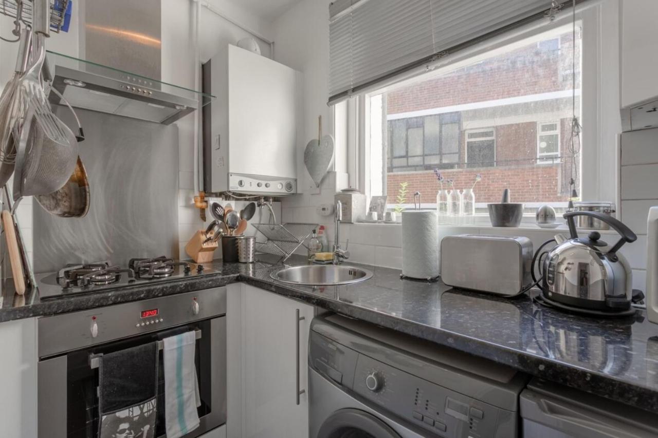 Stylish 1 Bed Apartment Near Battersea Park ロンドン エクステリア 写真